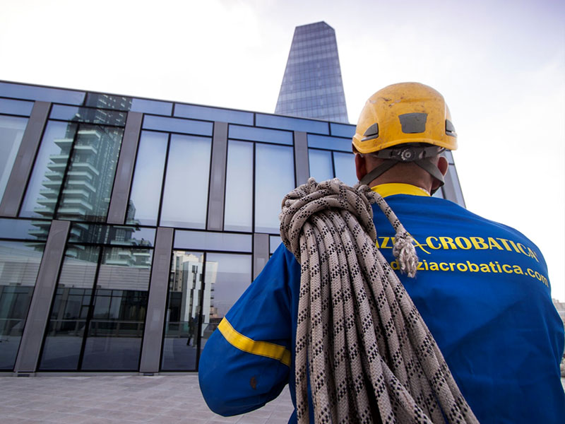 COME LAVORARE CON EDILIZIACROBATICA